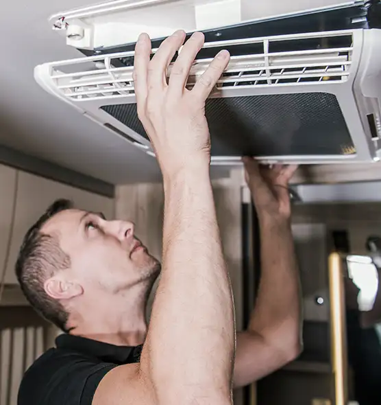  Professional Licensed And Insured Cleaners in Topeka, KS